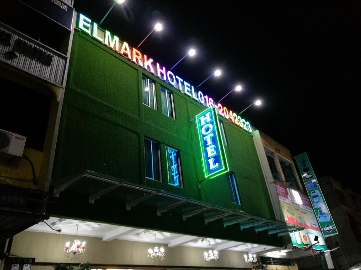 Elmark Hotel Kuantan Extérieur photo